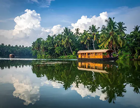 ROMANTIC KERALA ( 7Days 6Hotel Nights )